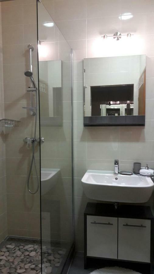 Apartment Smodlaka Dugopolje Bagian luar foto