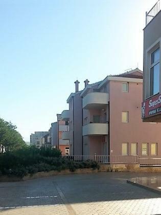 Apartment Smodlaka Dugopolje Bagian luar foto